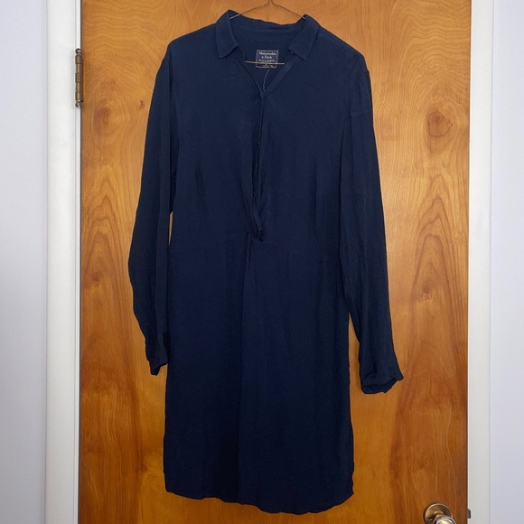 NWT Abercrombie & Fitch Size XL Twist Front Dress - Picture 1 of 4